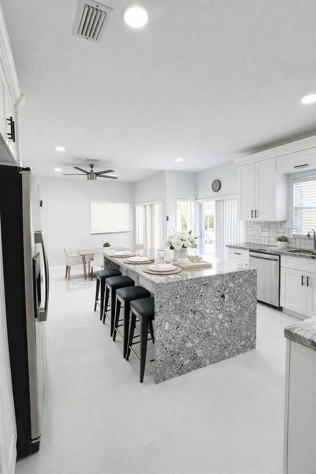 6538 Abbey Rd - Photo 6 of 8