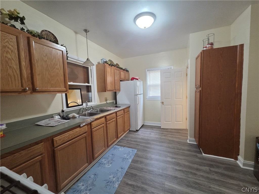 517 Garfield Ave - Photo 6 of 16