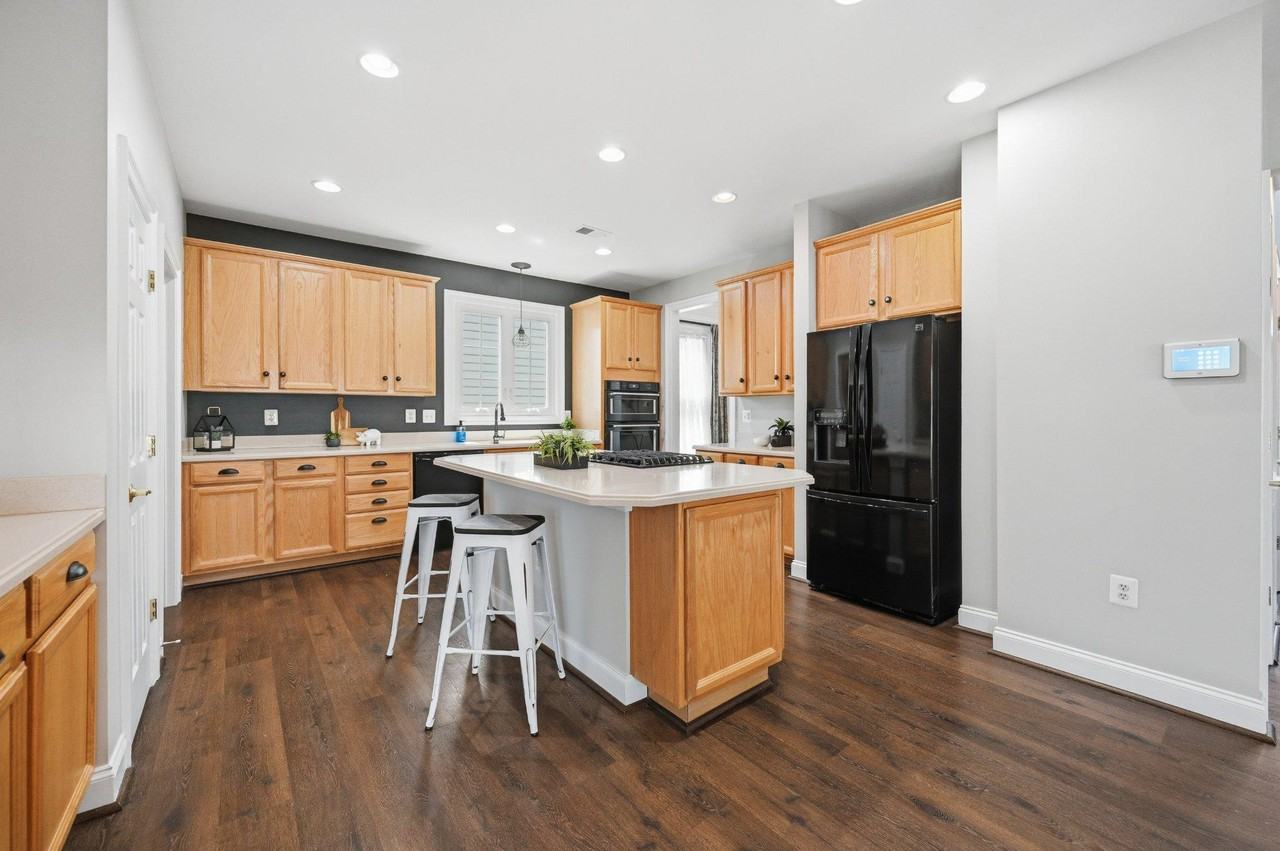 2530 Transom Pl - Photo 6 of 38
