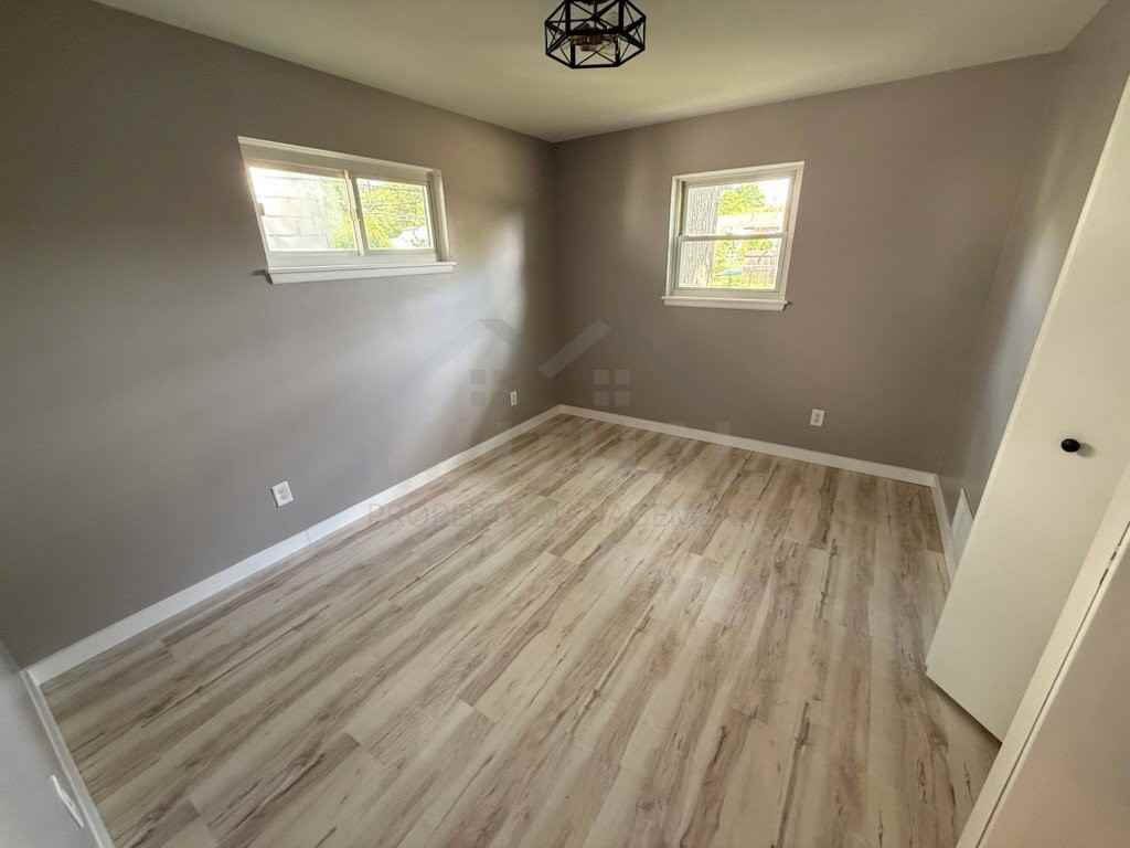 34856 Fairchild St - Photo 7 of 8