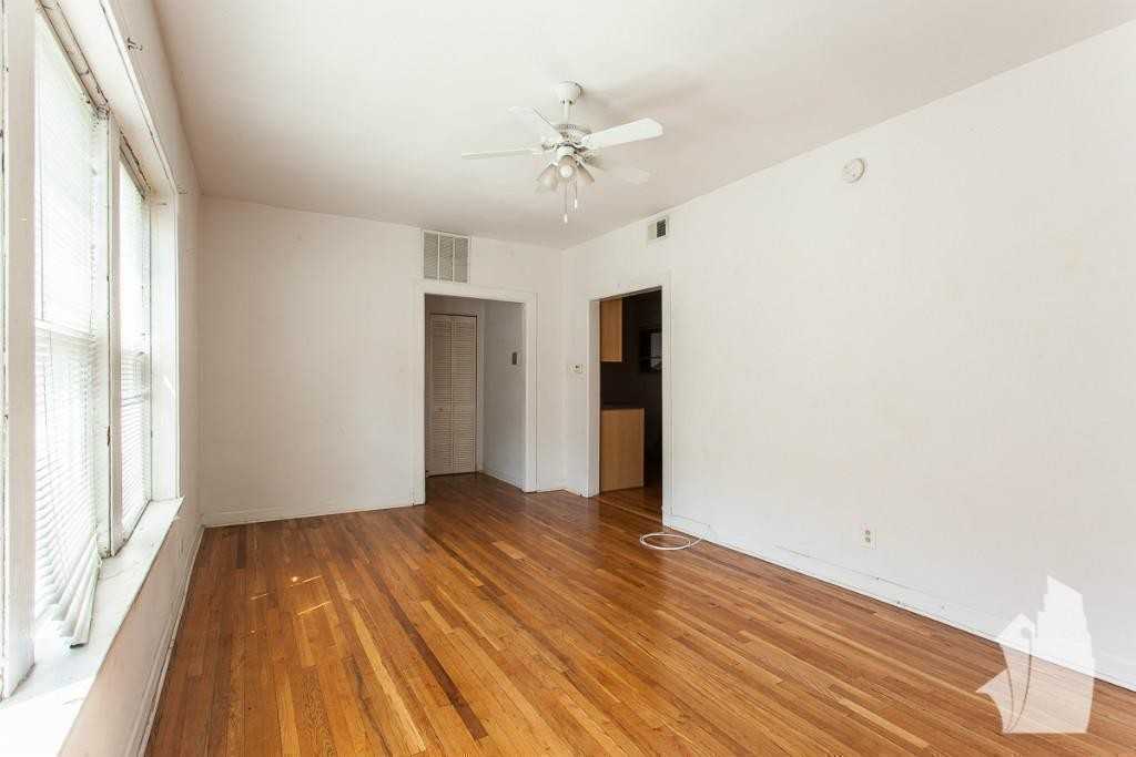 3521 N Broadway St #3529-1W - Photo 4 of 8