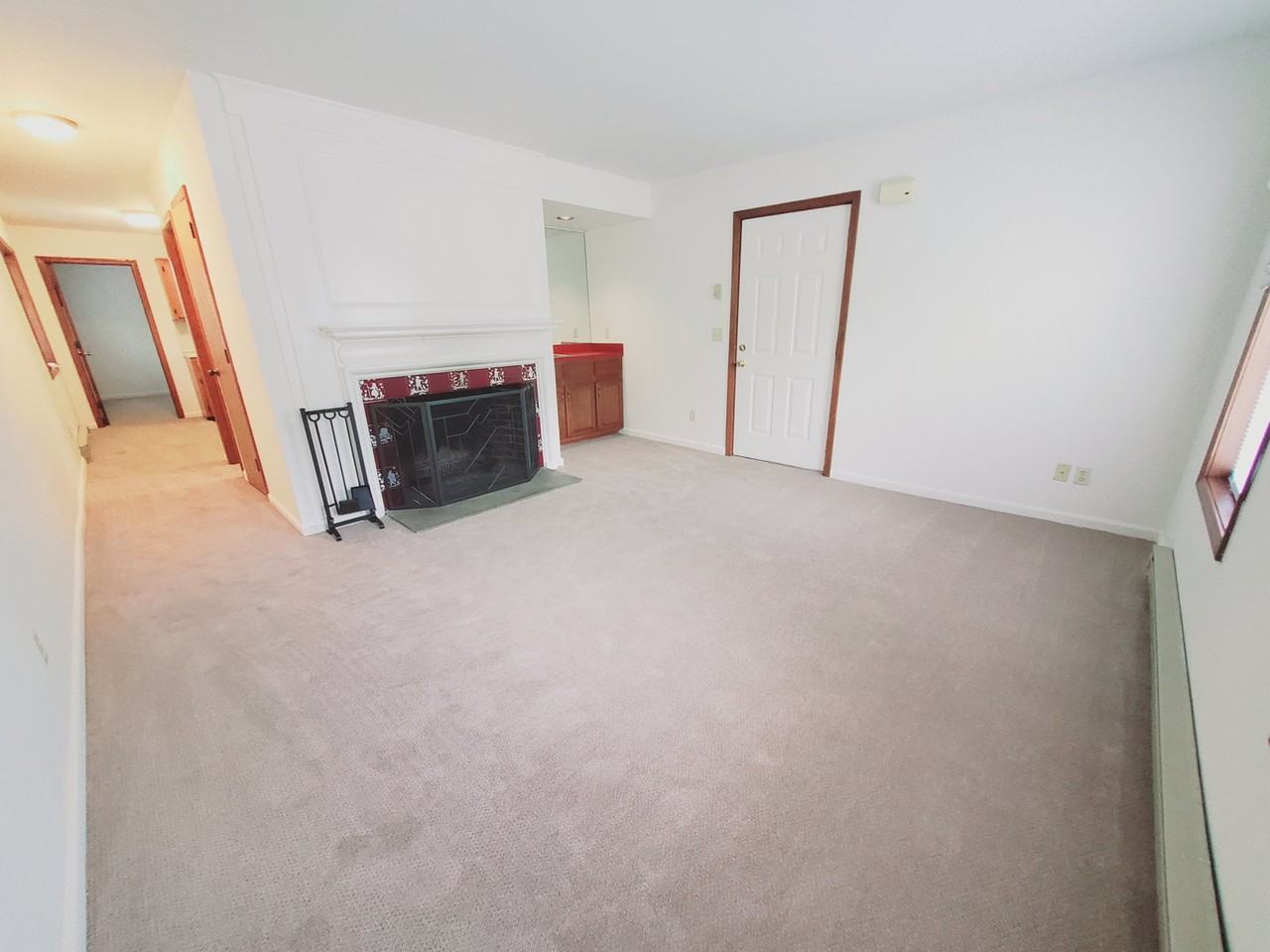 55 Glenbrook Rd #A - Photo 4 of 7