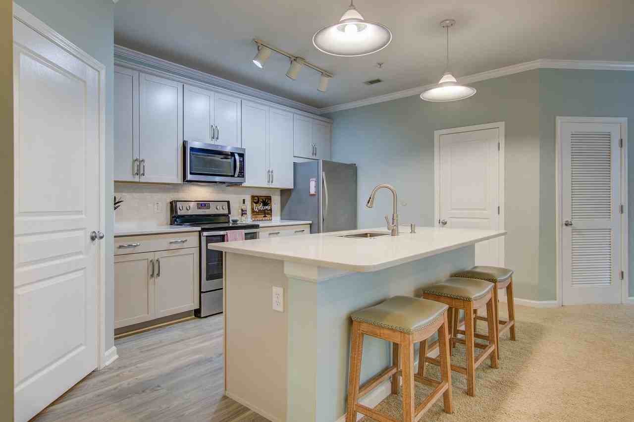 600 Bucksley Ln #208 - Photo 2 of 8