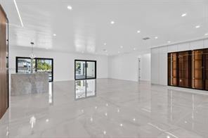 689 Layne Blvd - Photo 5 of 8