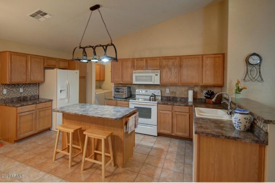 46149 W Guilder Ave - Photo 5 of 14