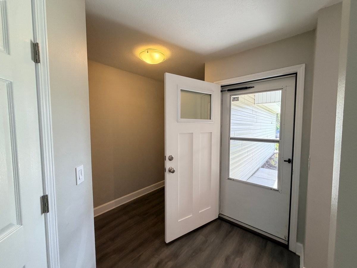 7738 Lola Cir - Photo 5 of 41