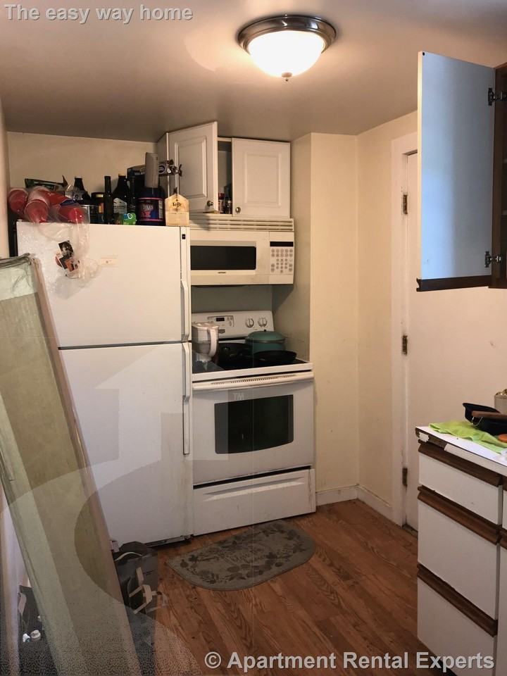 76 College Ave #REAR - Photo 4 of 12