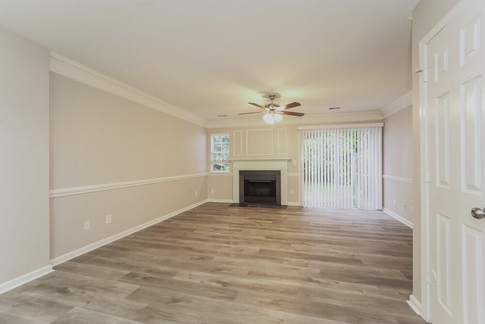 3204 Summercroft Ln - Photo 5 of 14