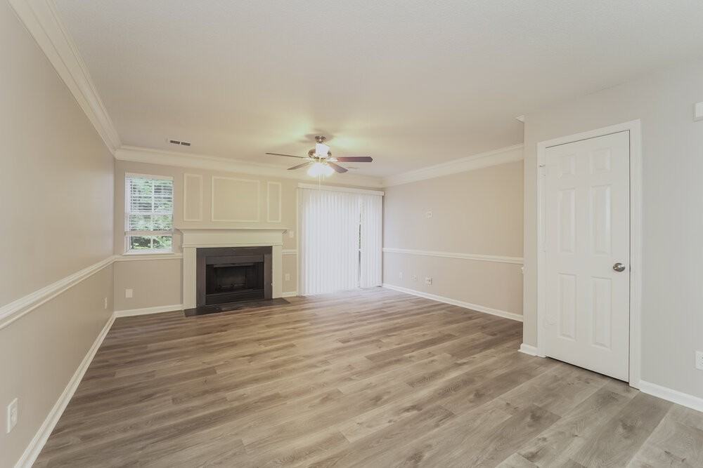 3204 Summercroft Ln - Photo 6 of 14