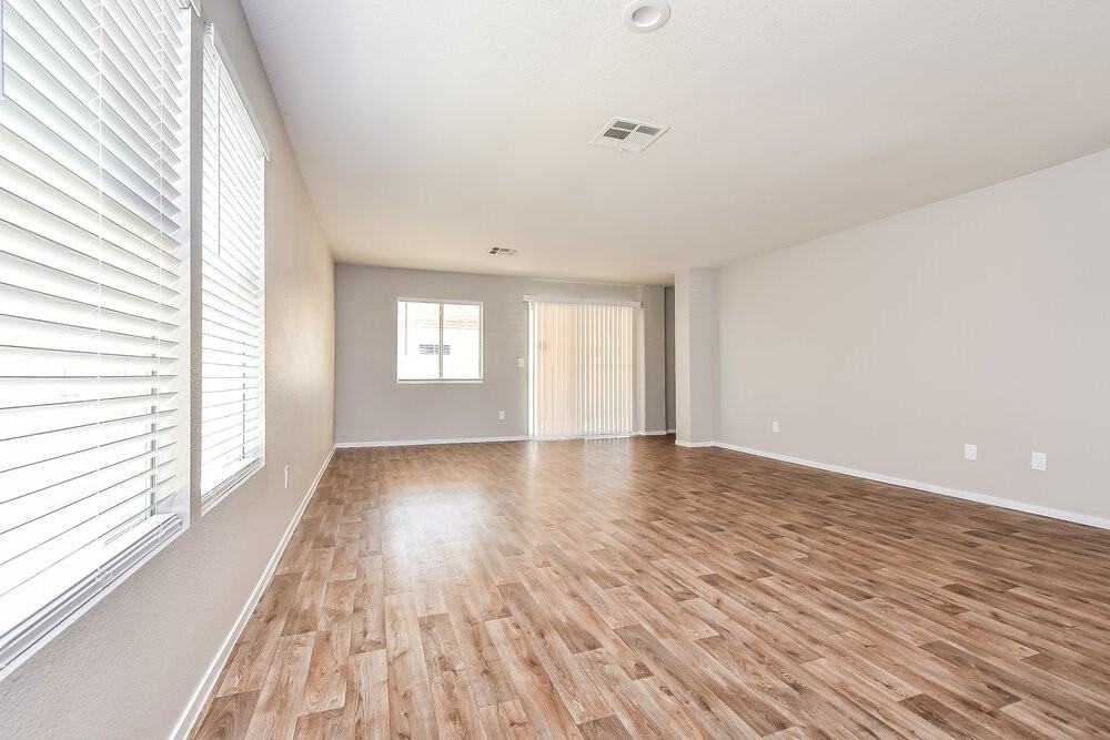 613 Black Sand Ct - Photo 3 of 16