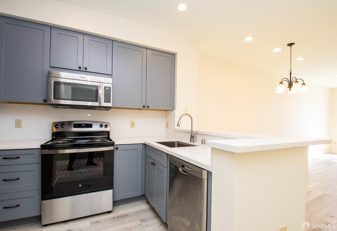 101 Crescent Way #2221 - Photo 6 of 22