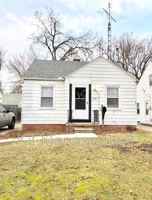 featured image of 1338 Crestwood Rd