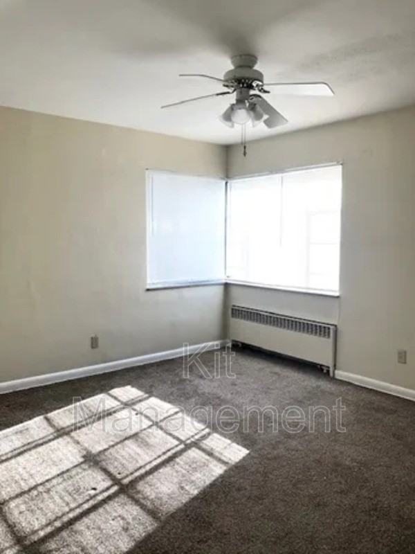 2535 W Bancroft St - Photo 6 of 8