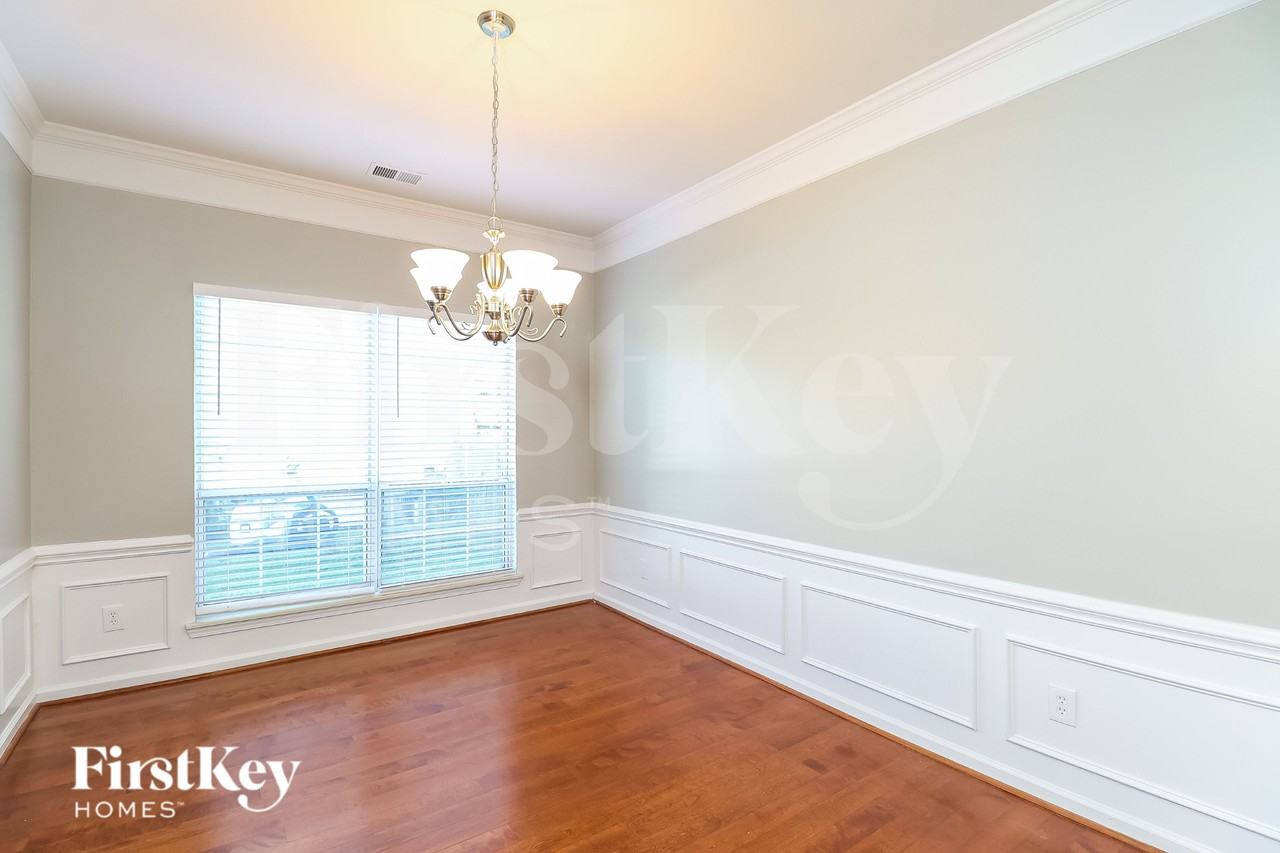 13505 Walkers Creek Dr - Photo 6 of 19