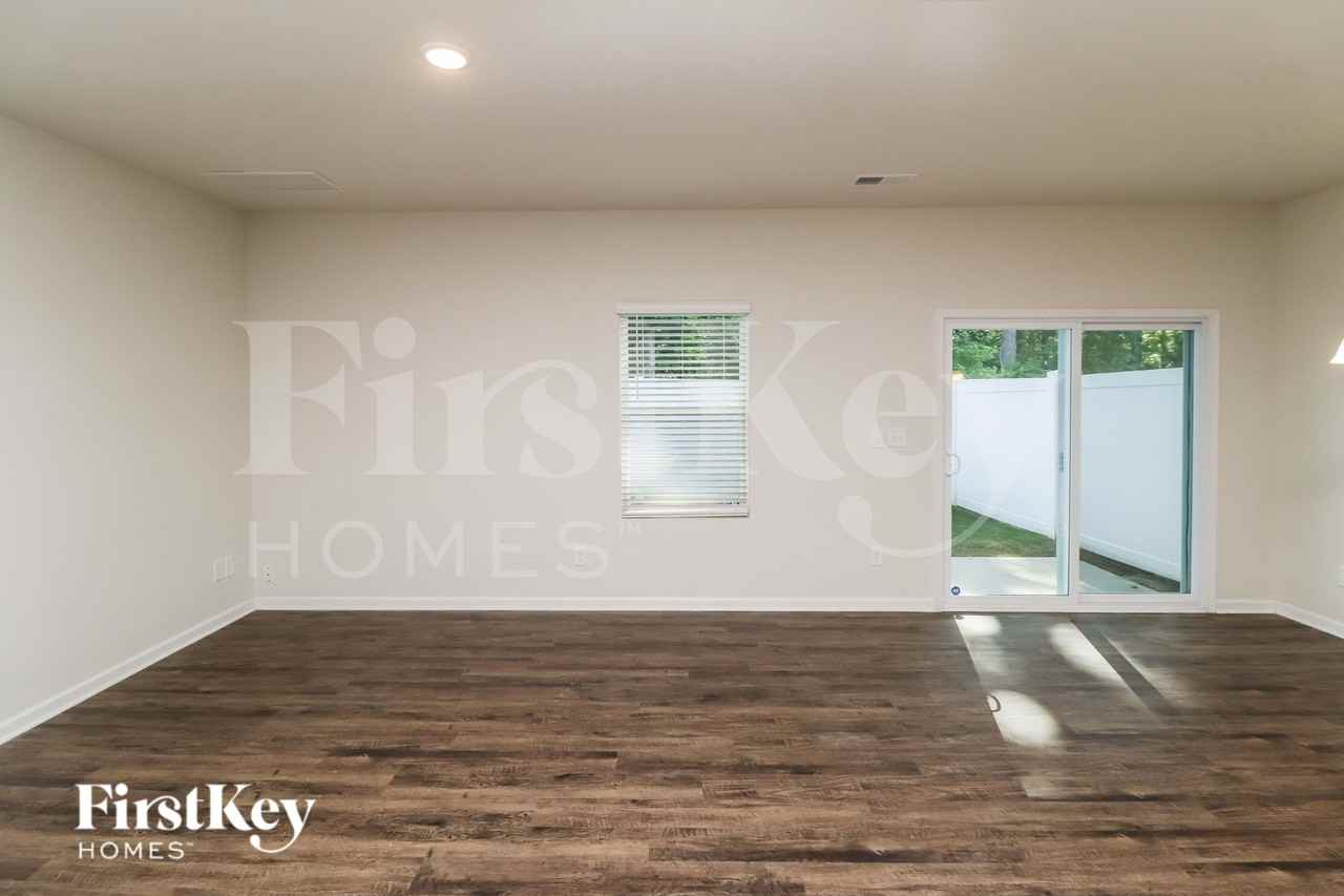 2046 Cypress Village Dr Nw - Photo 2 of 16