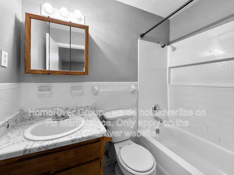 3436 Woodhollow Dr - Photo 4 of 17