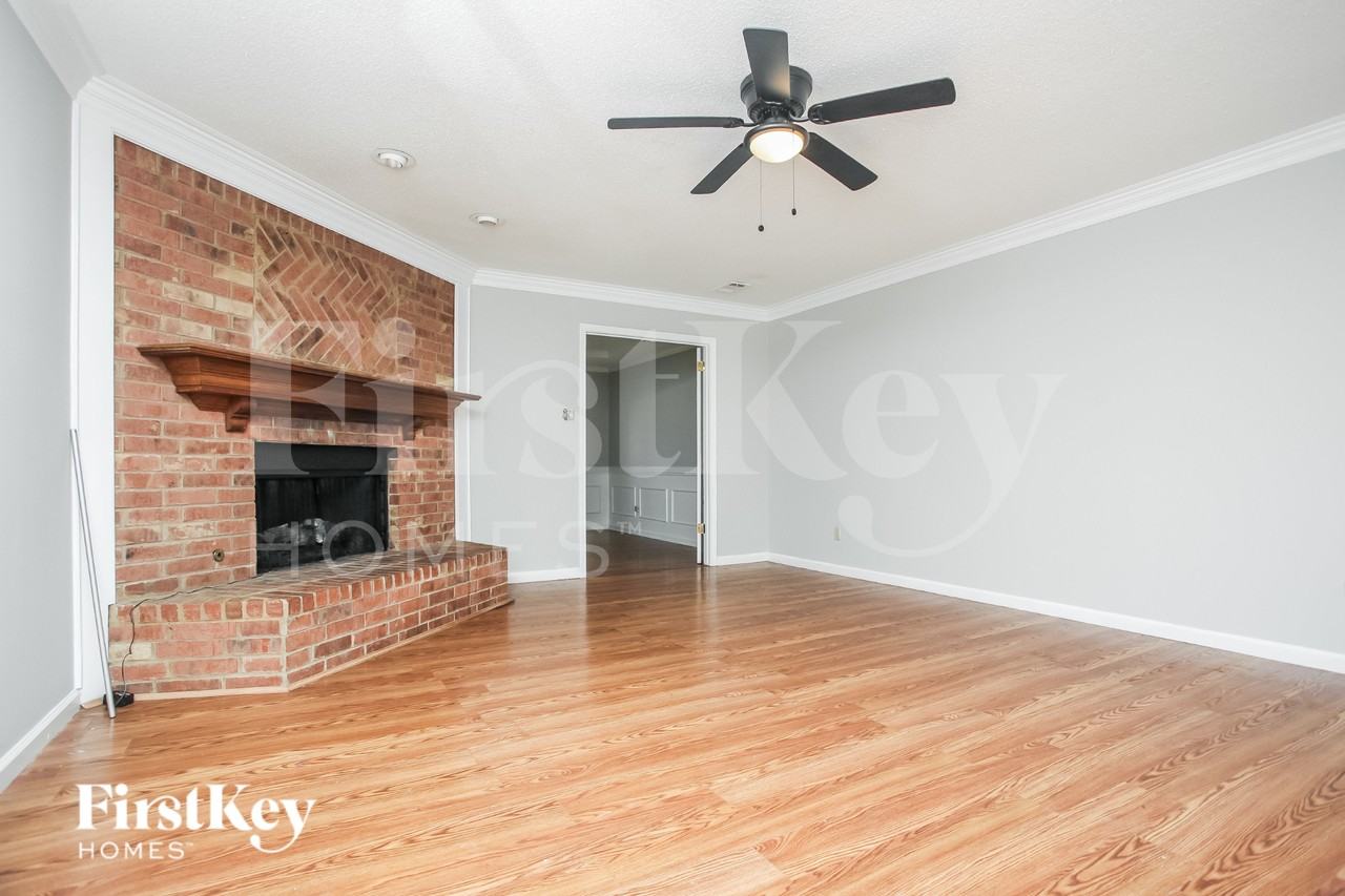 8866 Quailwood Cv - Photo 2 of 19