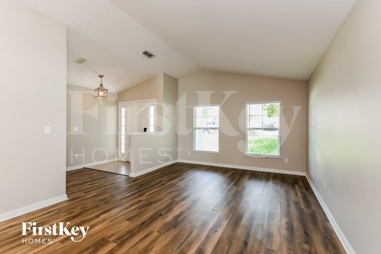 246 Pima Trl - Photo 3 of 16