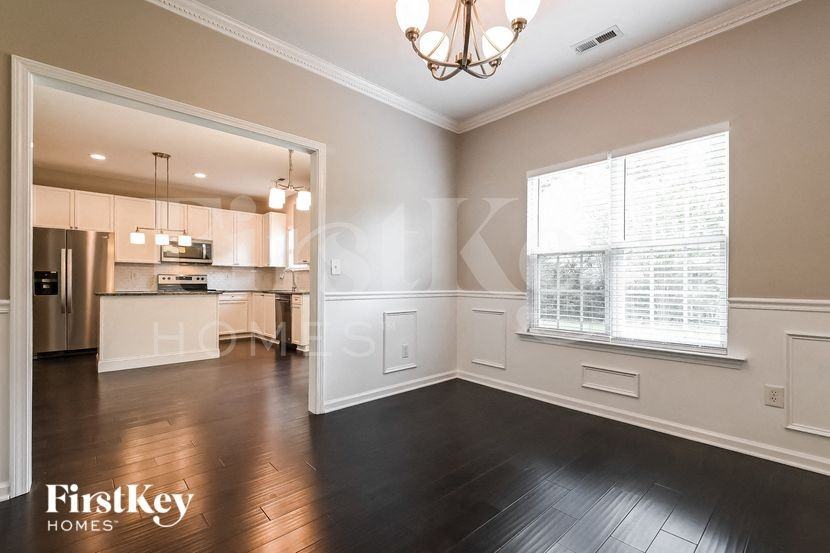 417 Blooming Meadows Rd - Photo 3 of 15