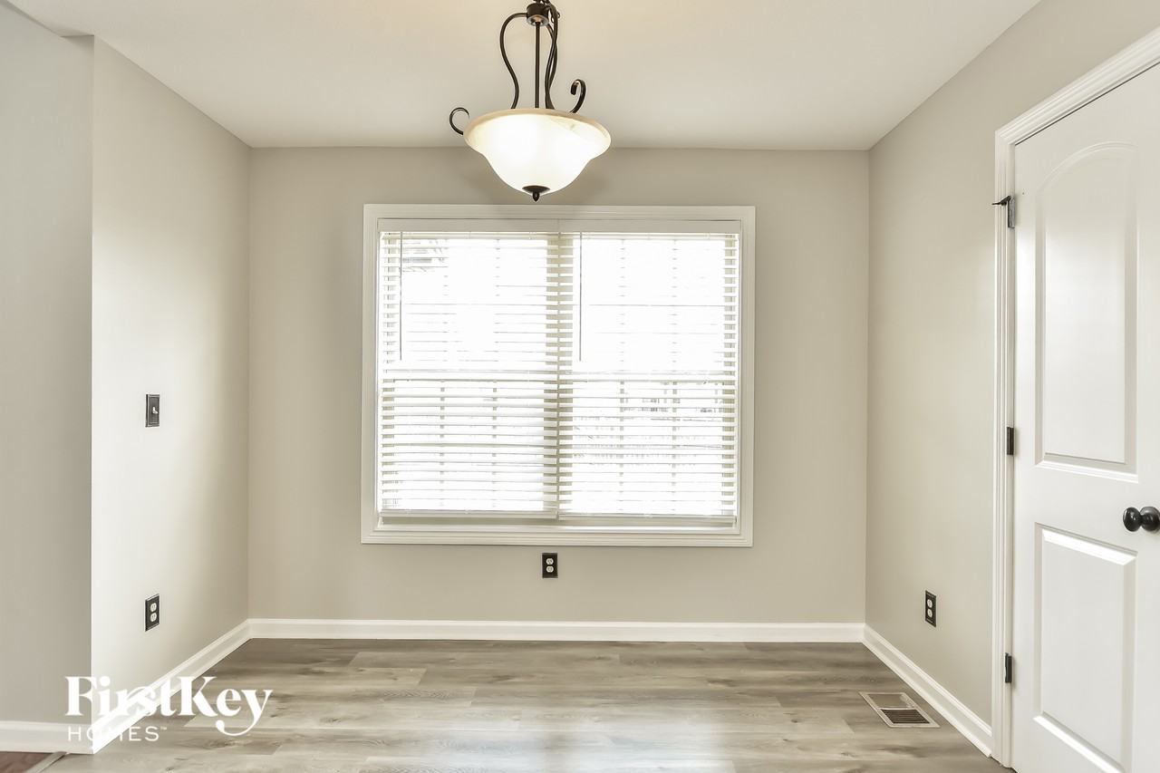 3715 Tradewinds Ter - Photo 5 of 15