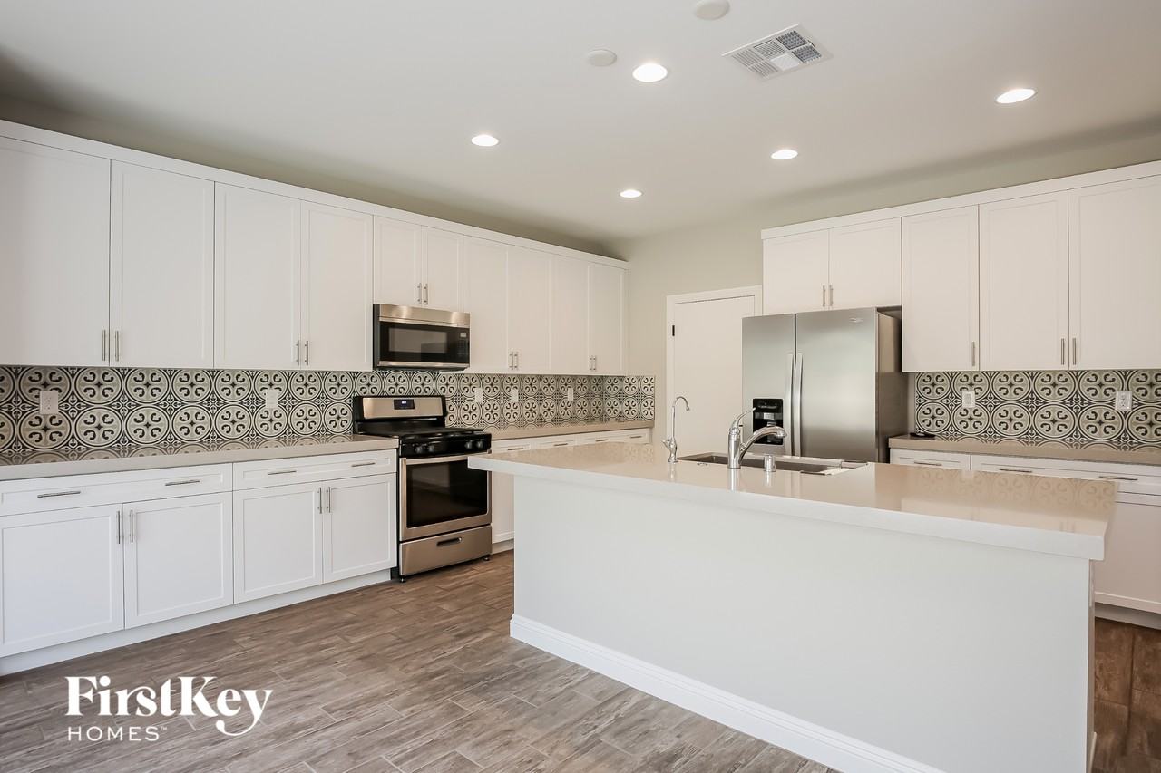 102 Secret Mountain Ave - Photo 6 of 15