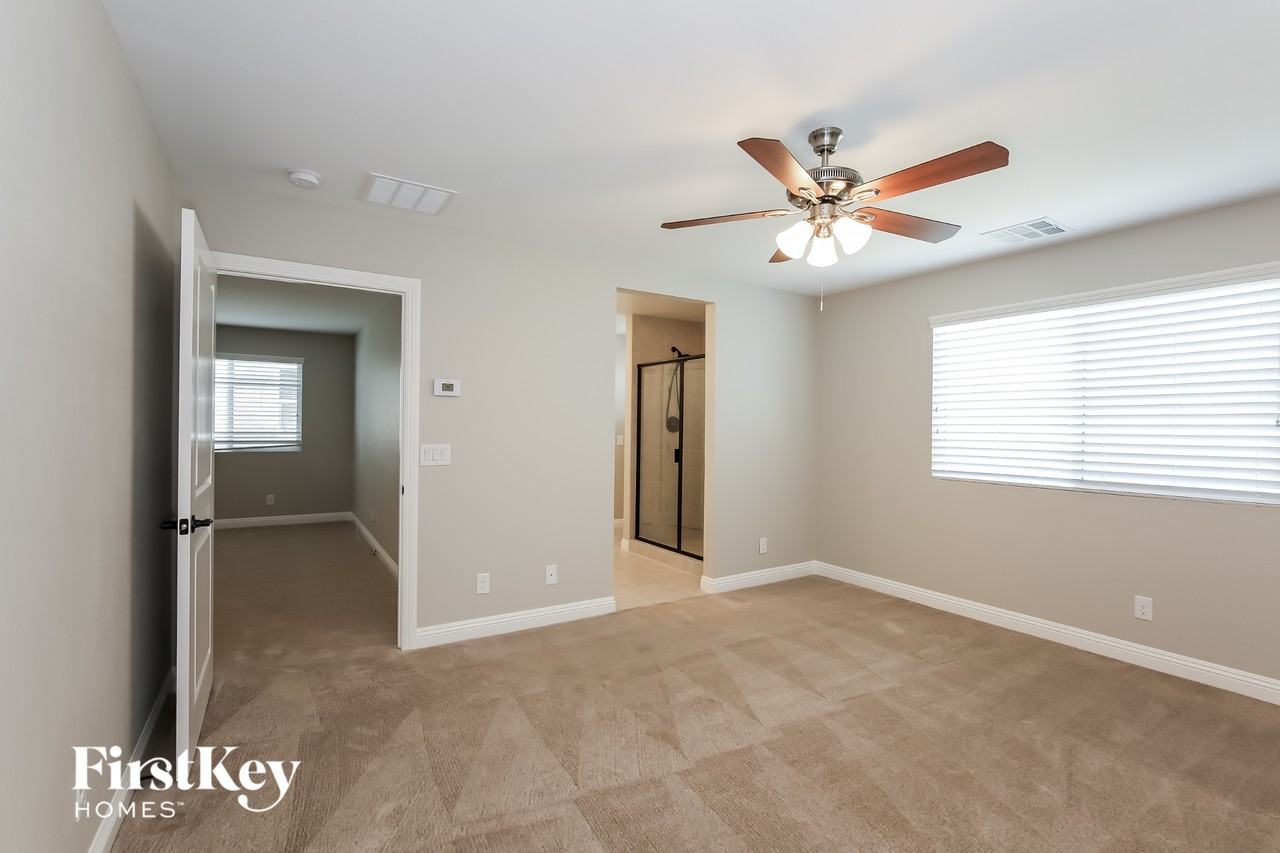102 Secret Mountain Ave - Photo 7 of 15