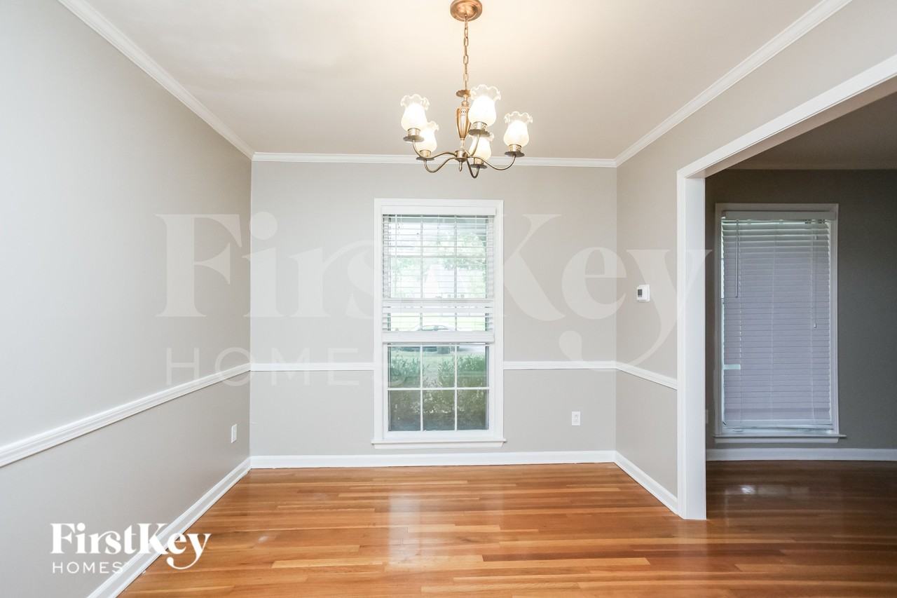 5482 Timmons Ave - Photo 5 of 19