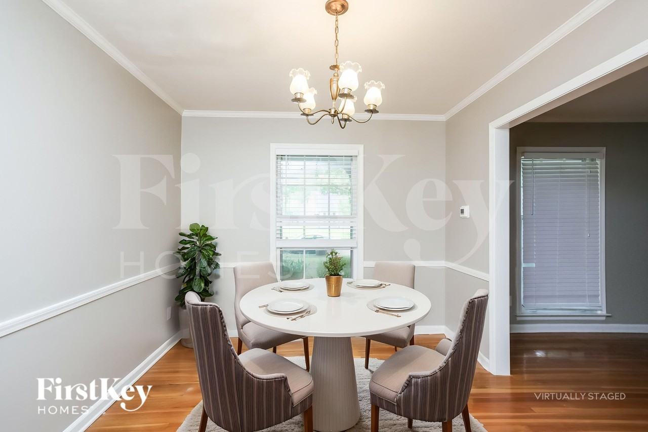 5482 Timmons Ave - Photo 6 of 19