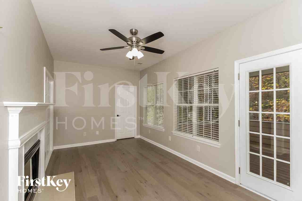 32 Soapstone Ln - Photo 4 of 15
