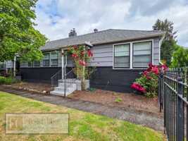 featured image of 5735 N Montana Ave