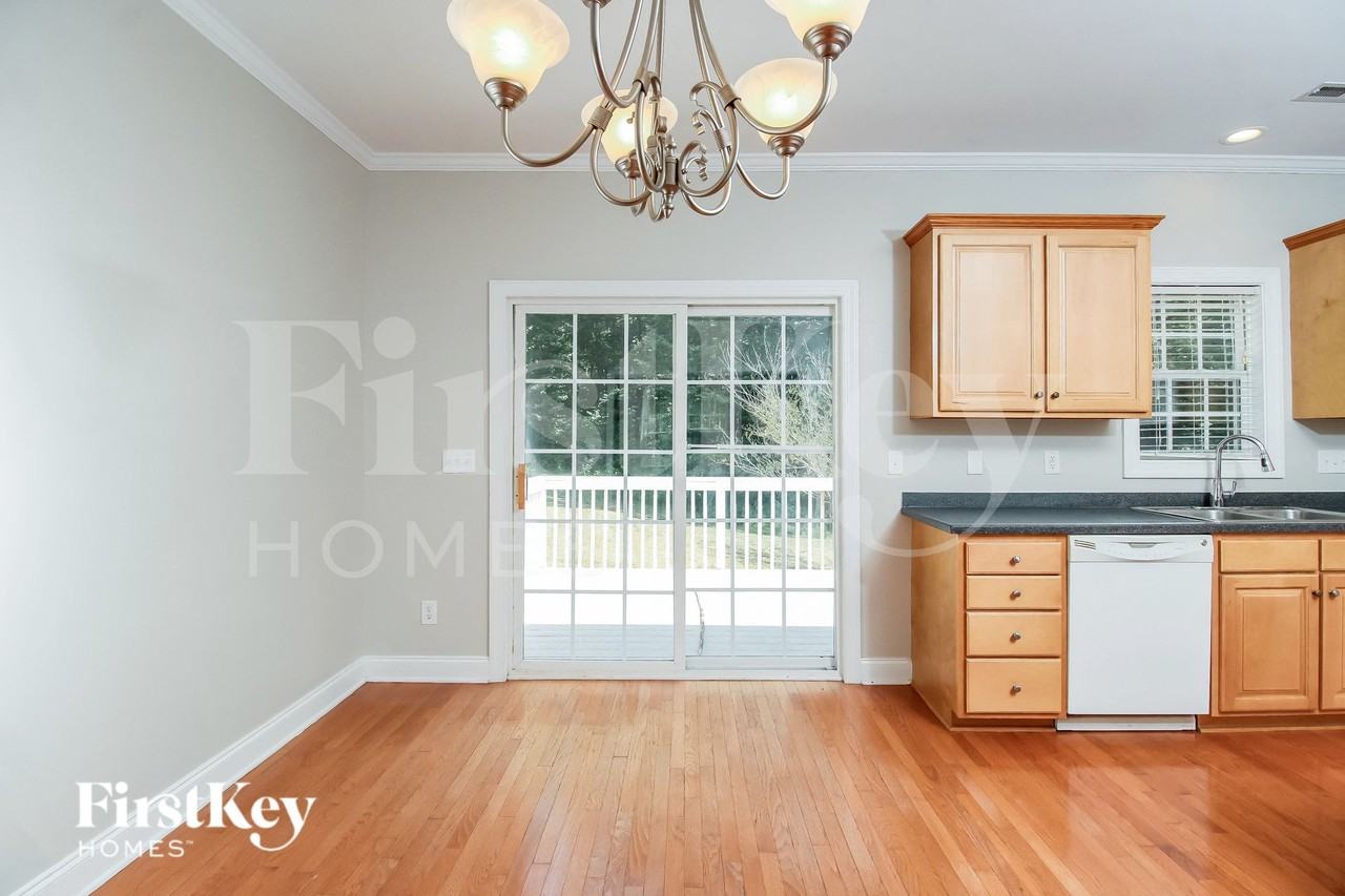 4104 Ballard Farm Rd - Photo 3 of 15