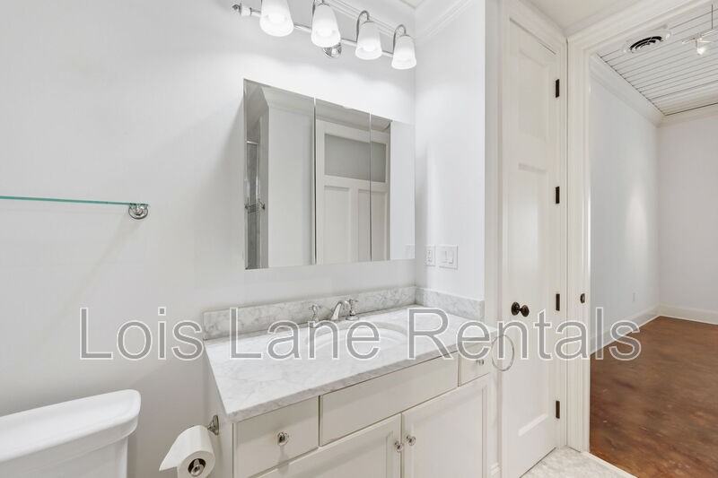 175 Concord St - Photo 6 of 17