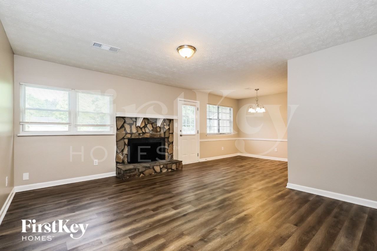 8531 Kendrick Rd - Photo 3 of 16