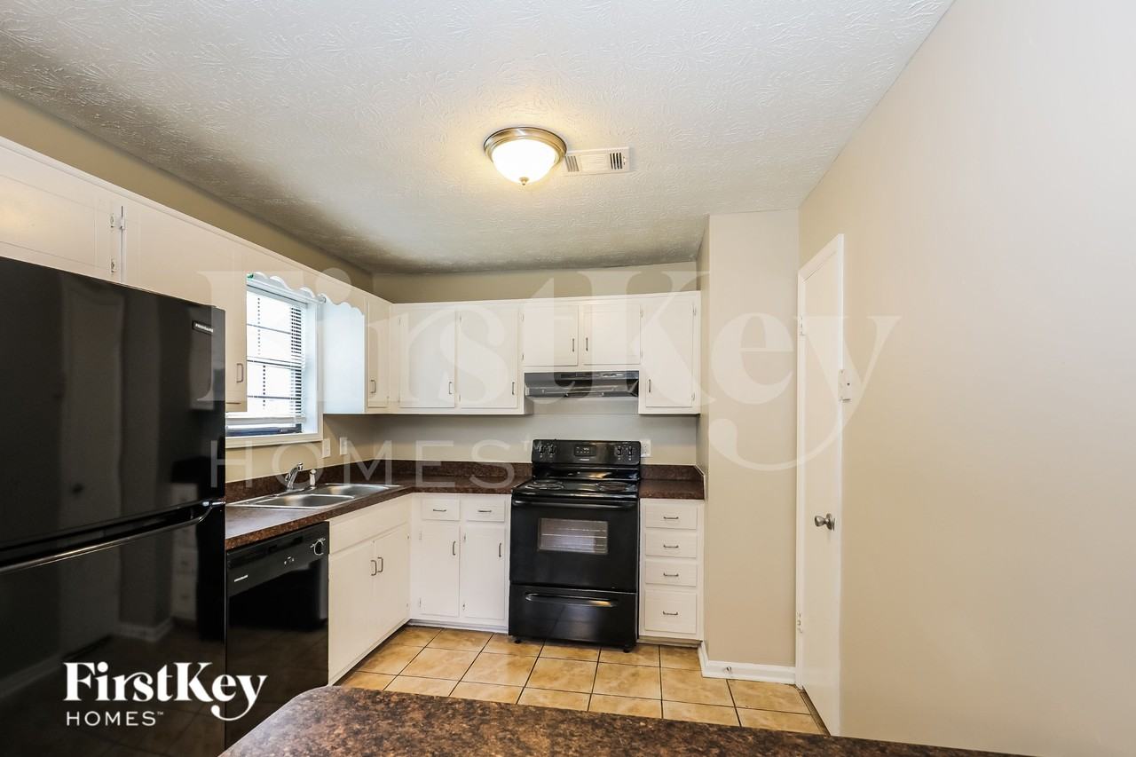 8531 Kendrick Rd - Photo 6 of 16