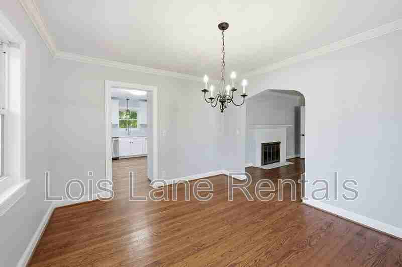 2043 Wappoo Dr - Photo 4 of 26