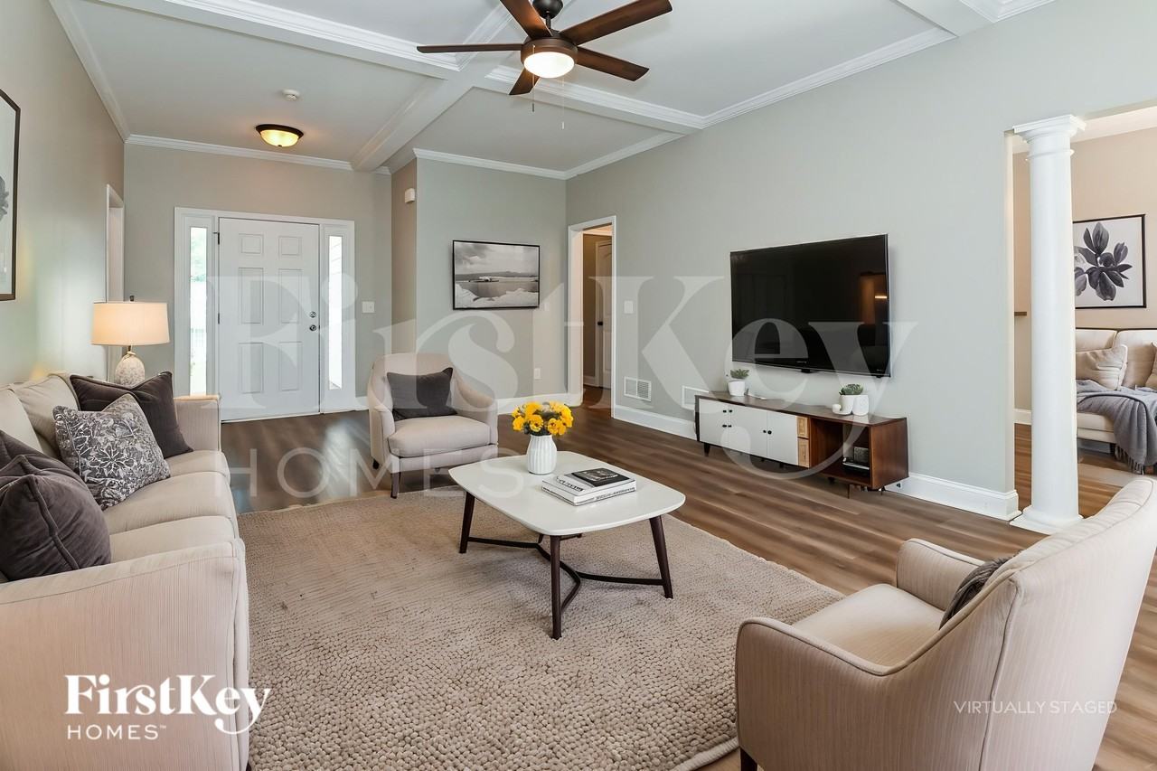 6265 Julian Ridge Rd - Photo 3 of 19
