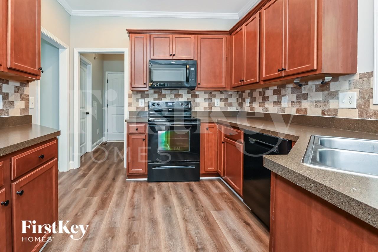 6265 Julian Ridge Rd - Photo 5 of 19