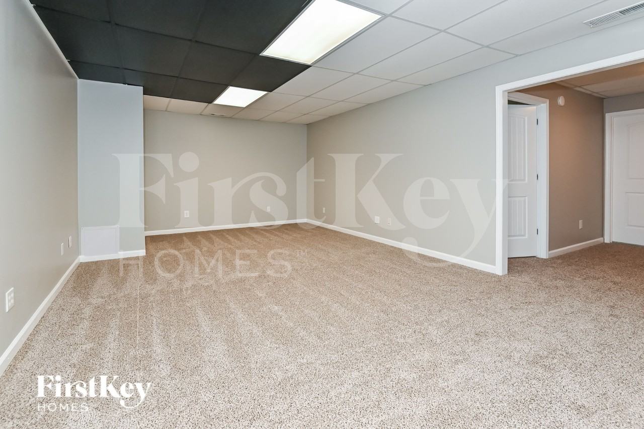 6265 Julian Ridge Rd - Photo 7 of 19