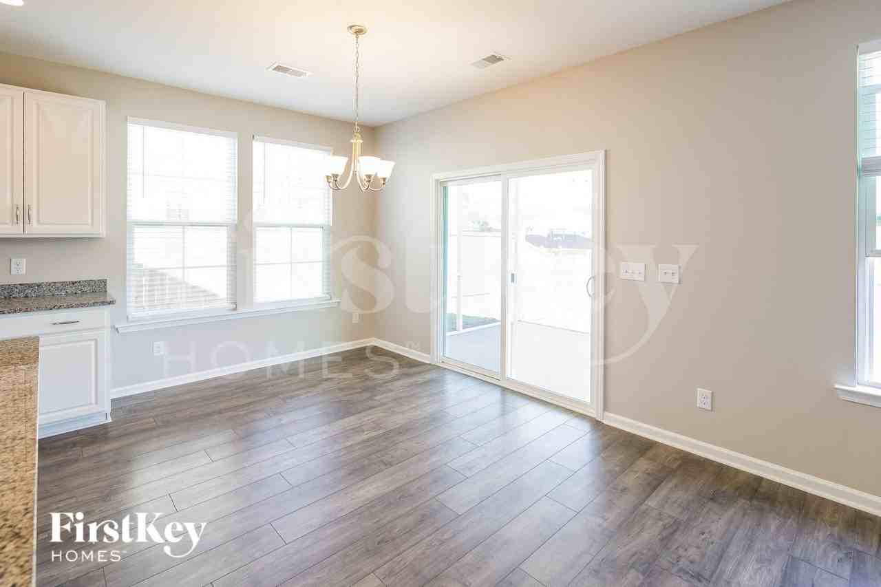 483 Spectrum Rd - Photo 5 of 15