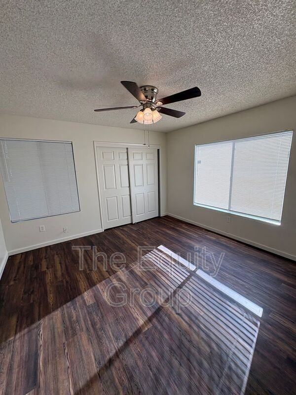 310 1/2 N Park St - Photo 7 of 14