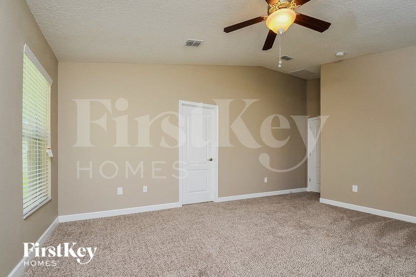 3451 Cortland Dr - Photo 5 of 13