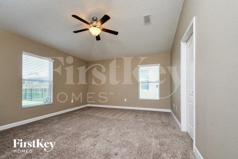 3451 Cortland Dr - Photo 6 of 13