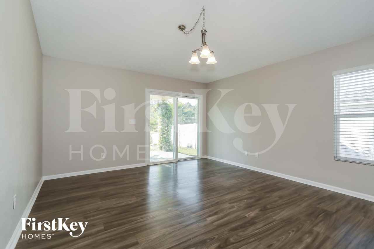 4264 Great Falls Loop - Photo 4 of 15