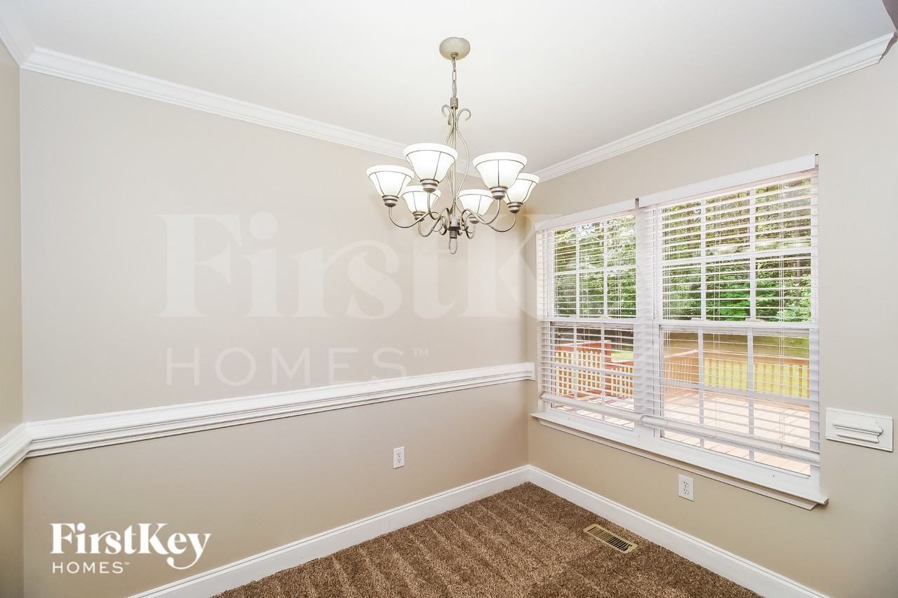 231 Christianna Ct Nw - Photo 5 of 16
