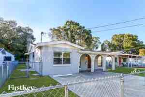 featured image of 6807 S Cortez St