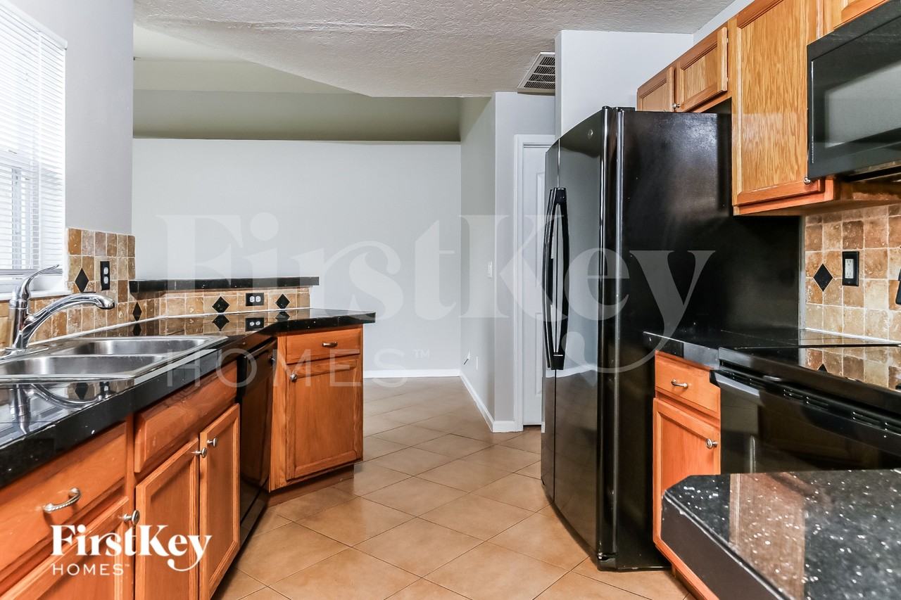 662 Sw Sandbar Ter - Photo 7 of 19