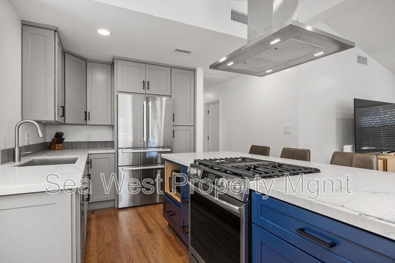 778 Del Riego Ave - Photo 7 of 24
