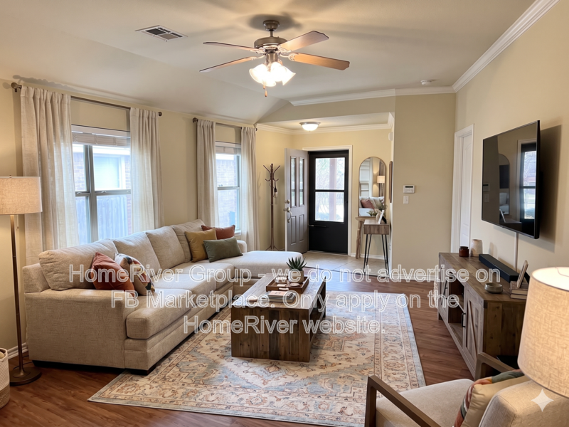 11137 Sw 5th St - Photo 2 of 33