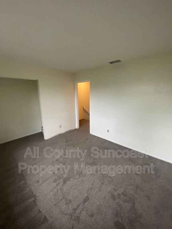 12133 117th St N - Photo 3 of 14
