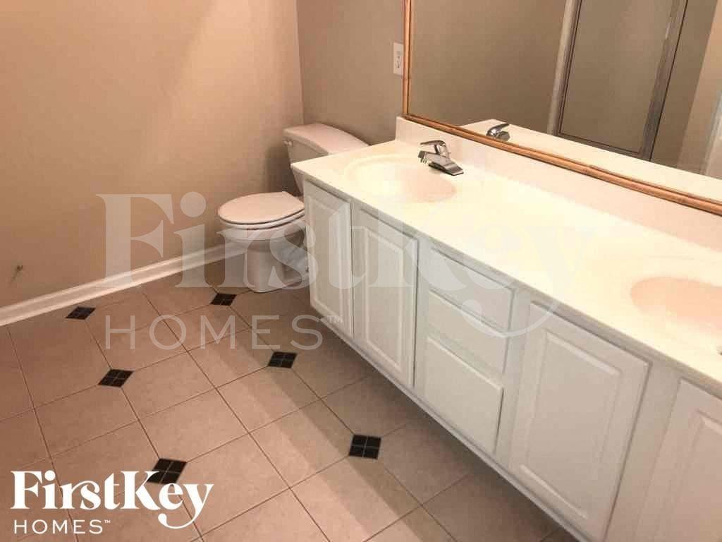 4172 Evian Way - Photo 3 of 19